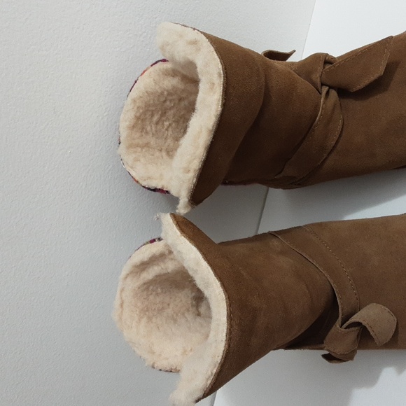 ❤❤❤BEARPAW WOMENS BOOT SIZE 9❤❤❤ - Picture 2 of 4